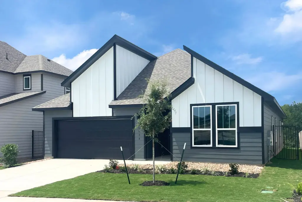 16816 Wind Chime Drive, Manor