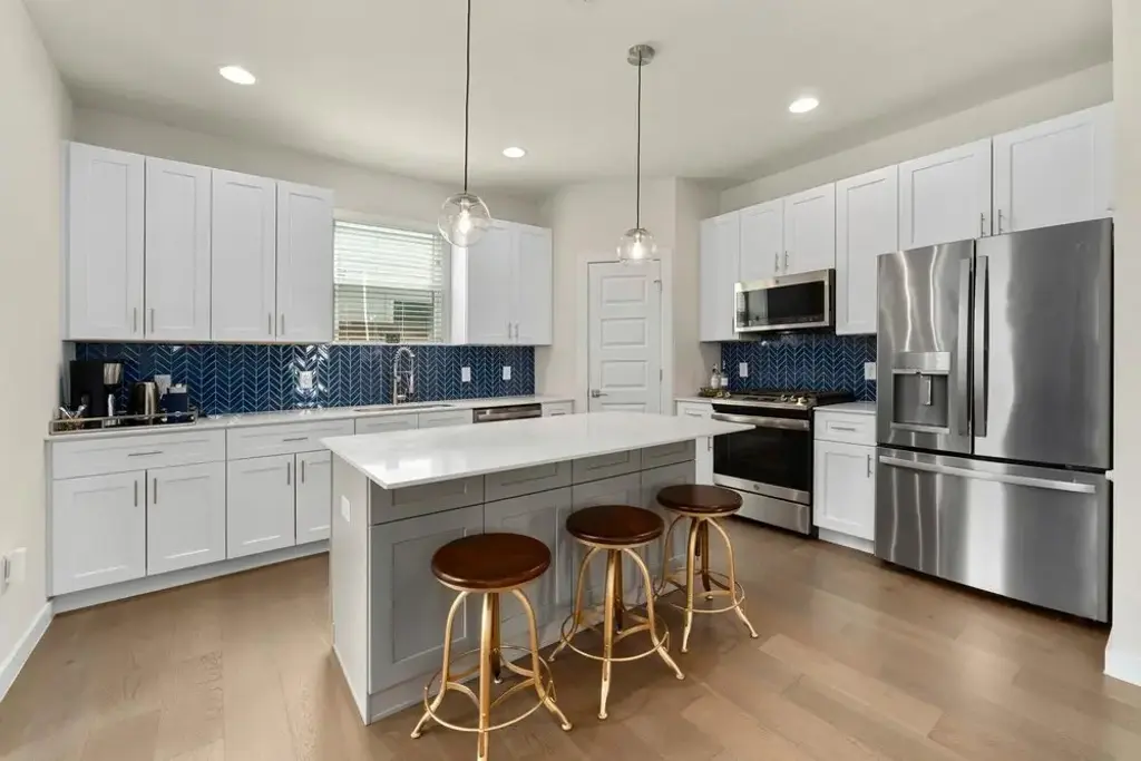 913 Valdez Street, Austin