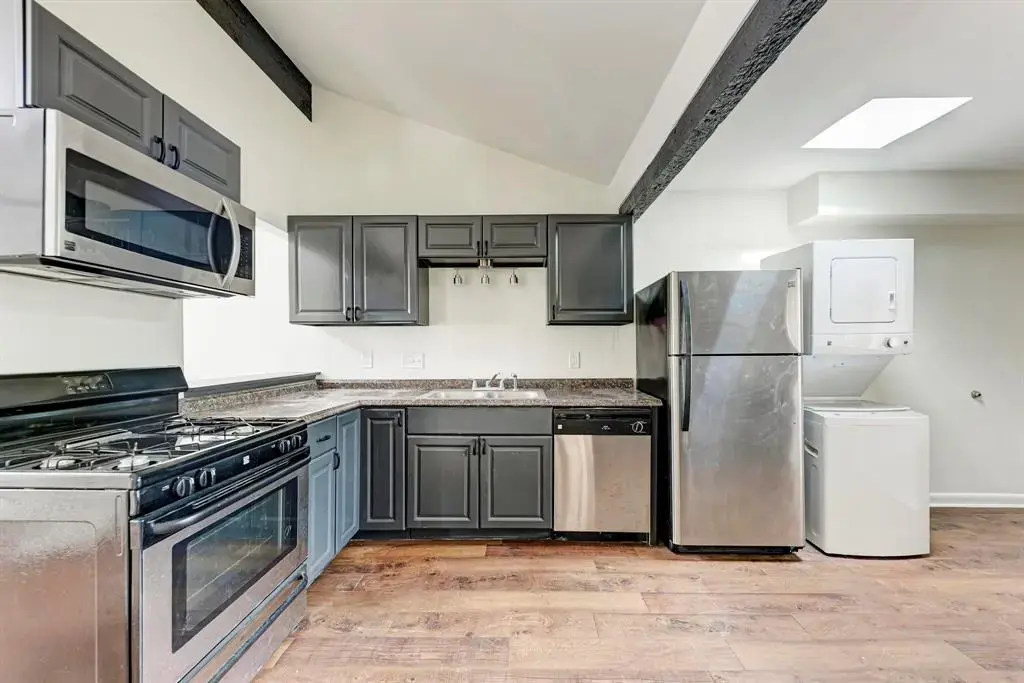 1010 W 23rd Street 2, Austin