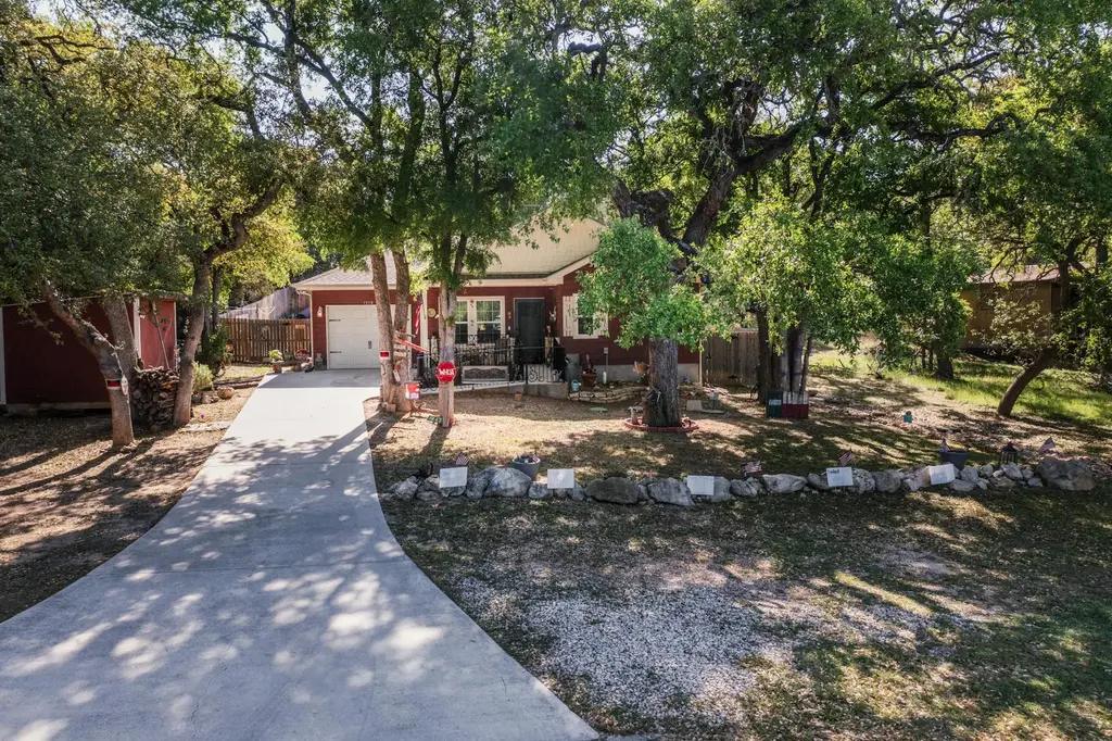 1118 Lonesome, Canyon Lake