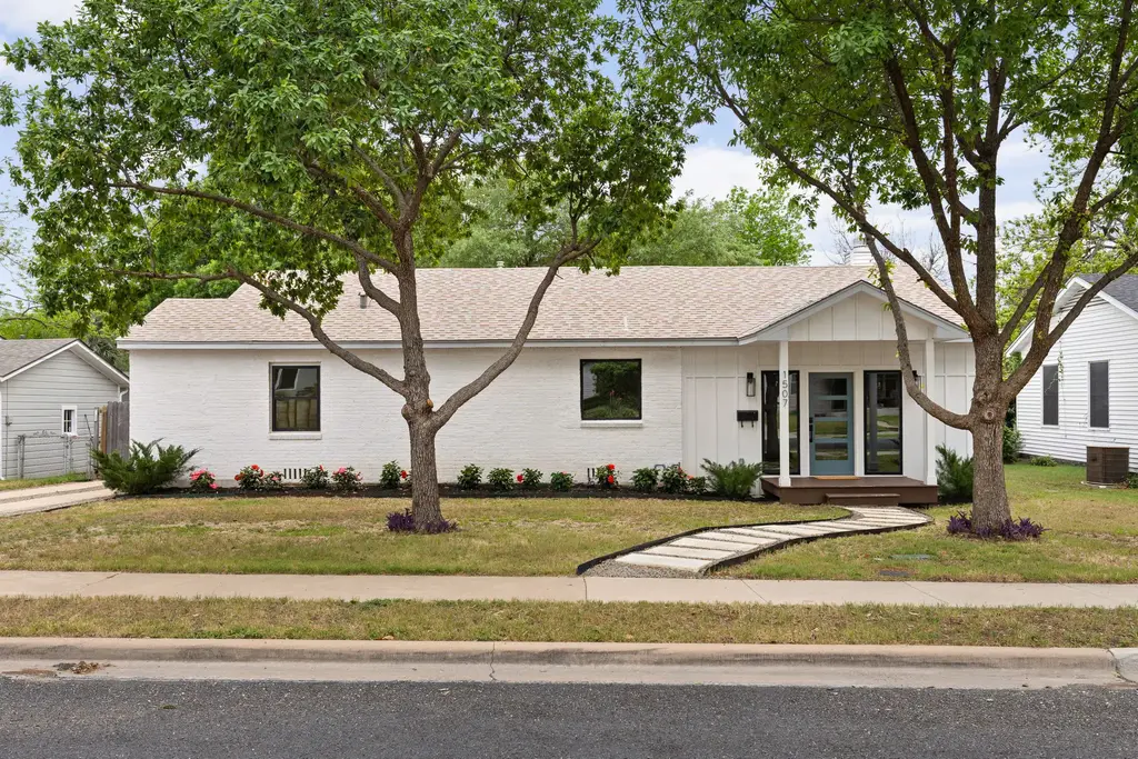 1507 Karen Avenue, Austin