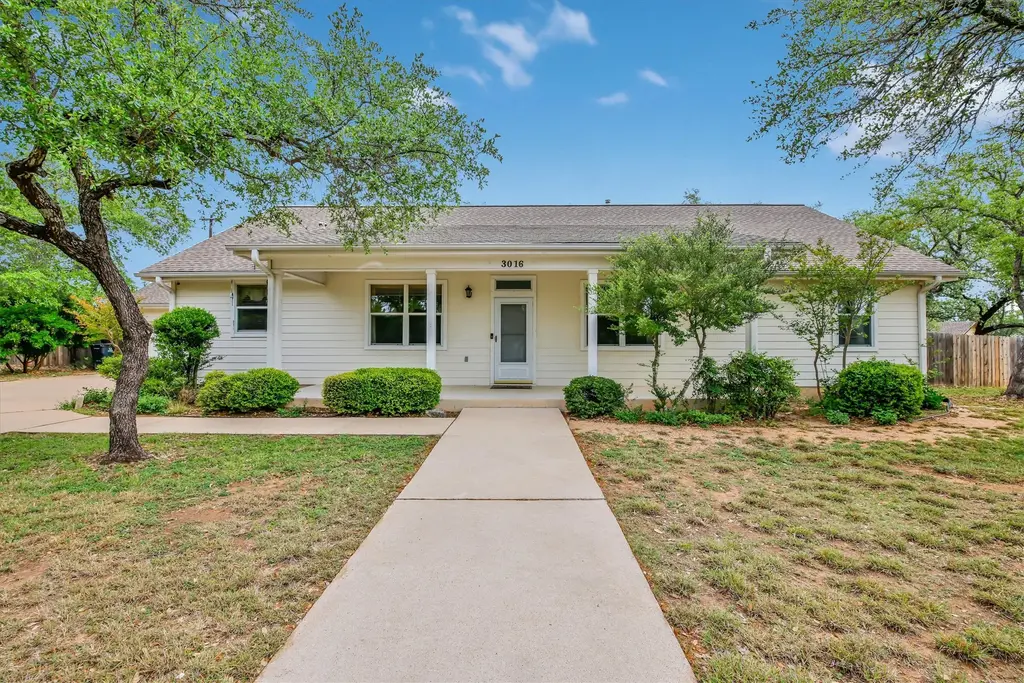3016 Tradewind Drive, Spicewood