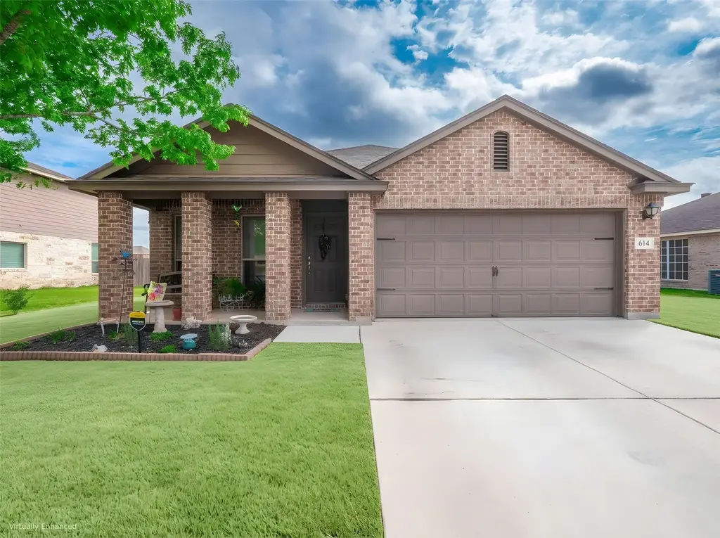 614 Lantana Avenue, Lockhart