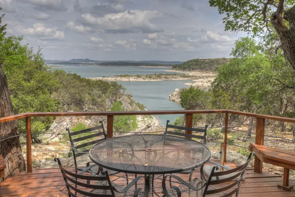 3187 Lakeview Drive, Canyon Lake