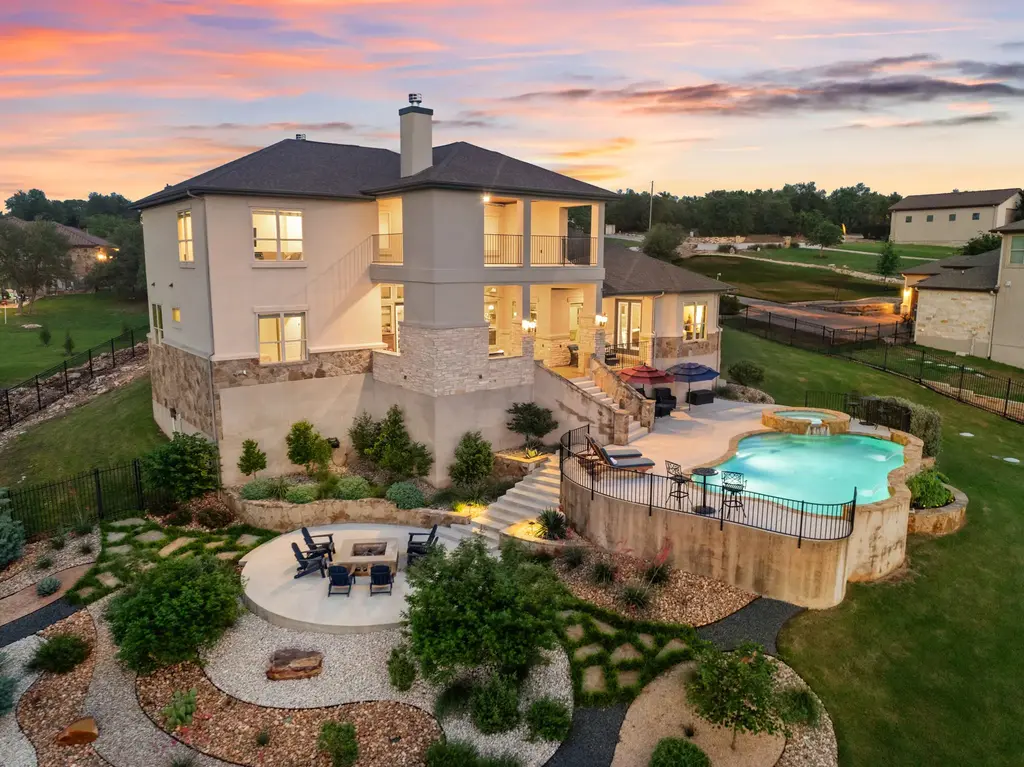 204 Wilderness Trail, Georgetown