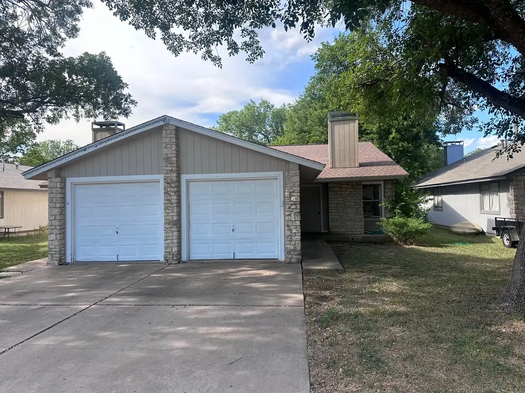 410 Linden Street B, Bastrop