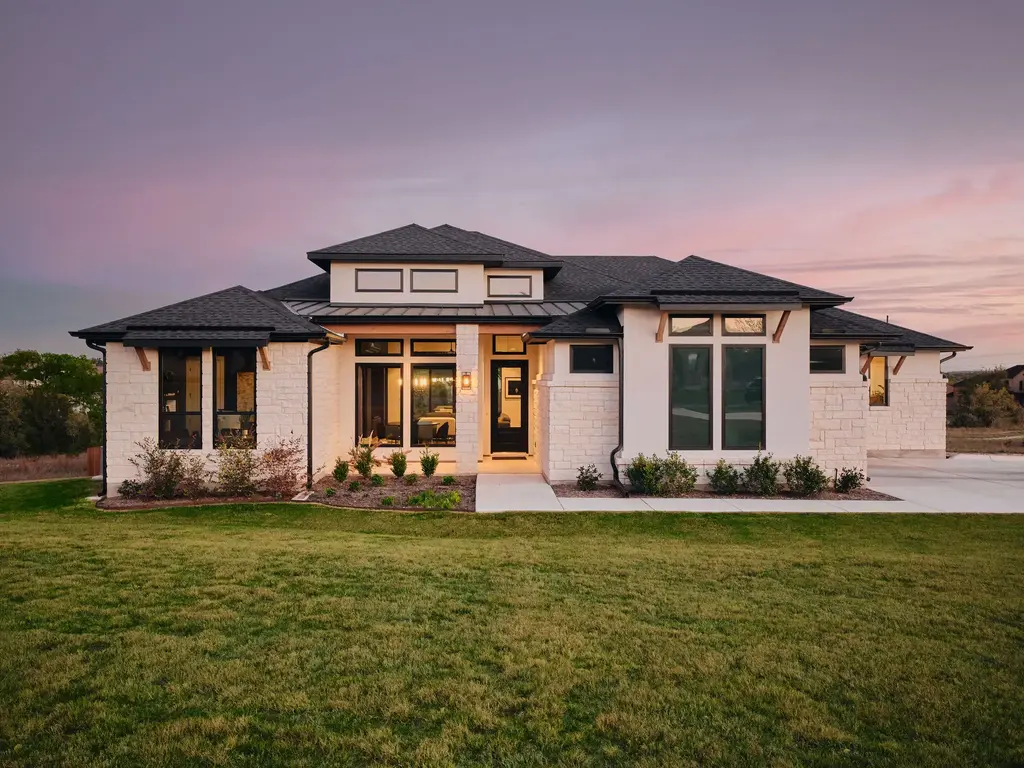 1100 Conastoga Court, Driftwood