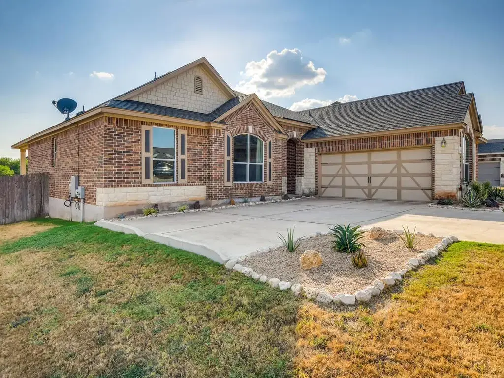 1301 Autumn Sage Way, Pflugerville