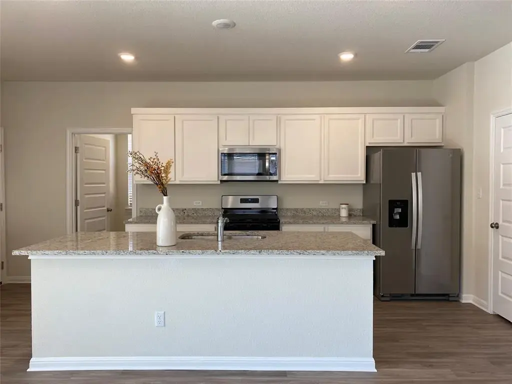 2408 Oscar Eli Place, Round Rock