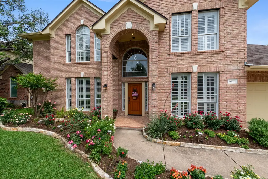 9727 Cinnabar Trail, Austin