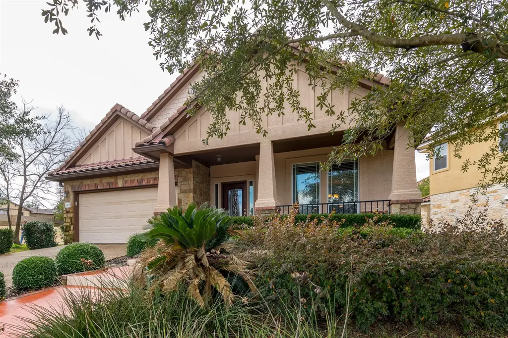 14305 Broadwinged Hawk Drive, Austin