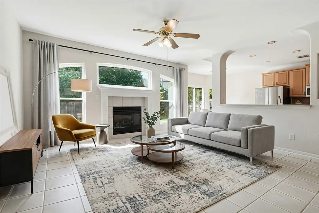 8200 Sunburst Parkway, Round Rock