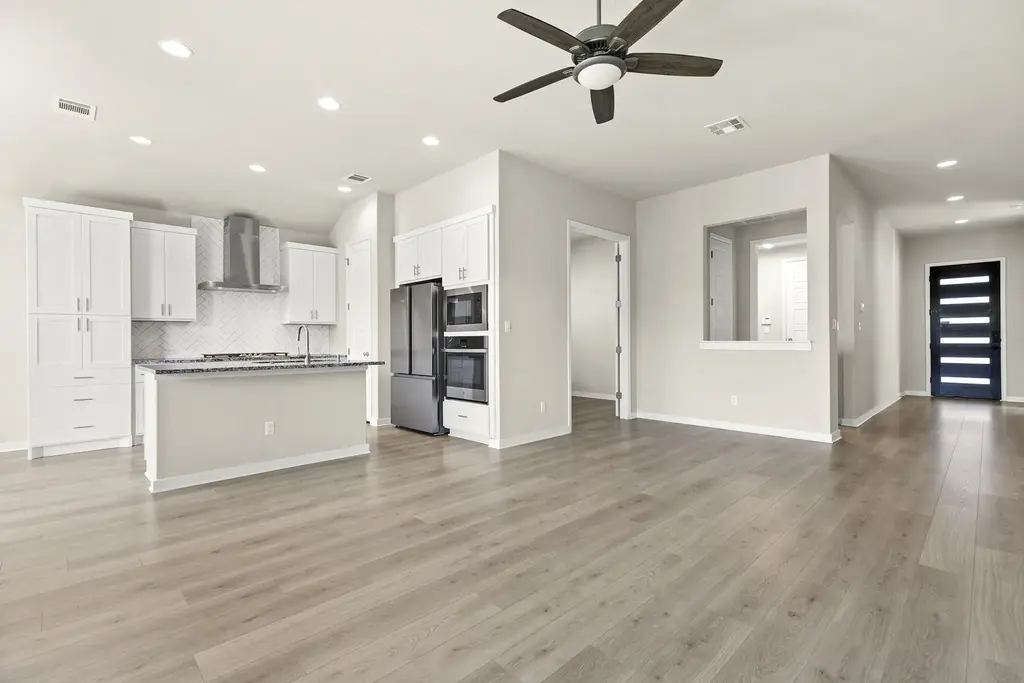 825 Whitetail Drive, Round Rock