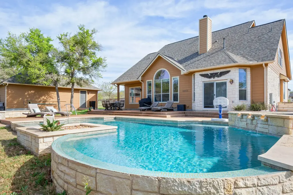 154 Old Settlers Drive, Bastrop