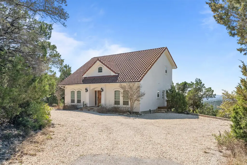 8101 Breeze Way, Jonestown