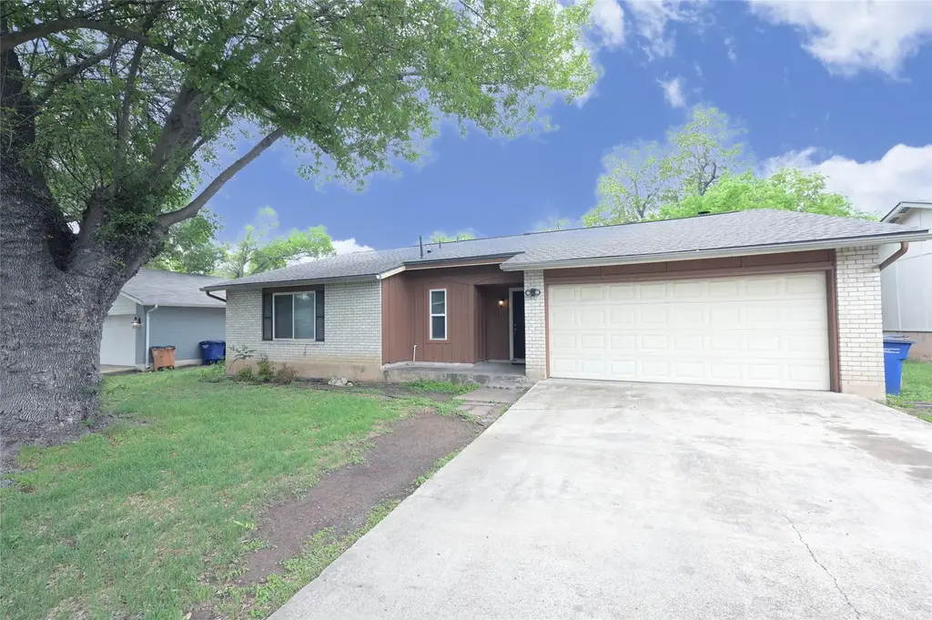 107 Cloudview Drive, Austin