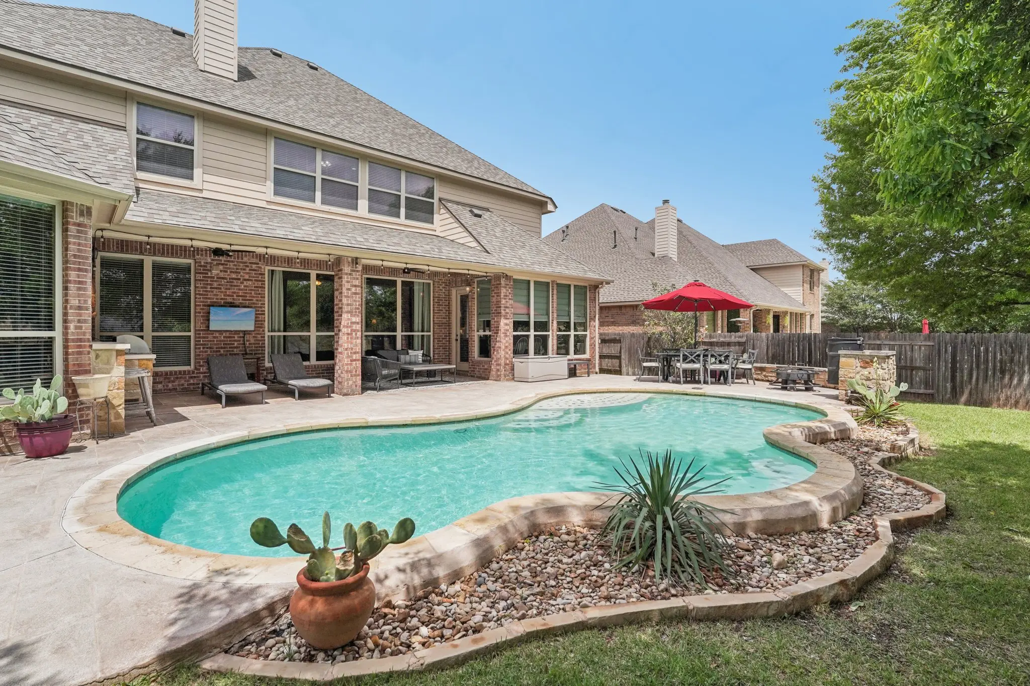 Photo of Listing #1828059
