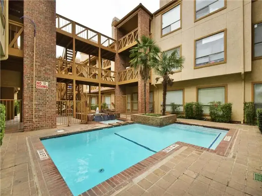 806 W24 Street 105, Austin
