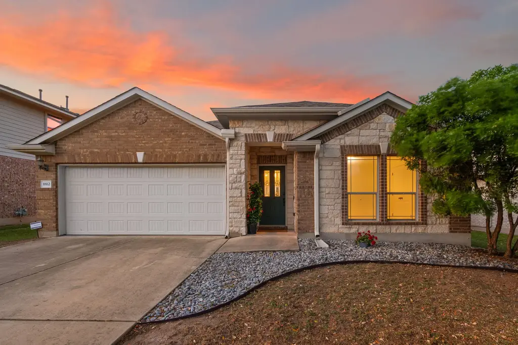 1812 Mcclannahan Drive, Austin