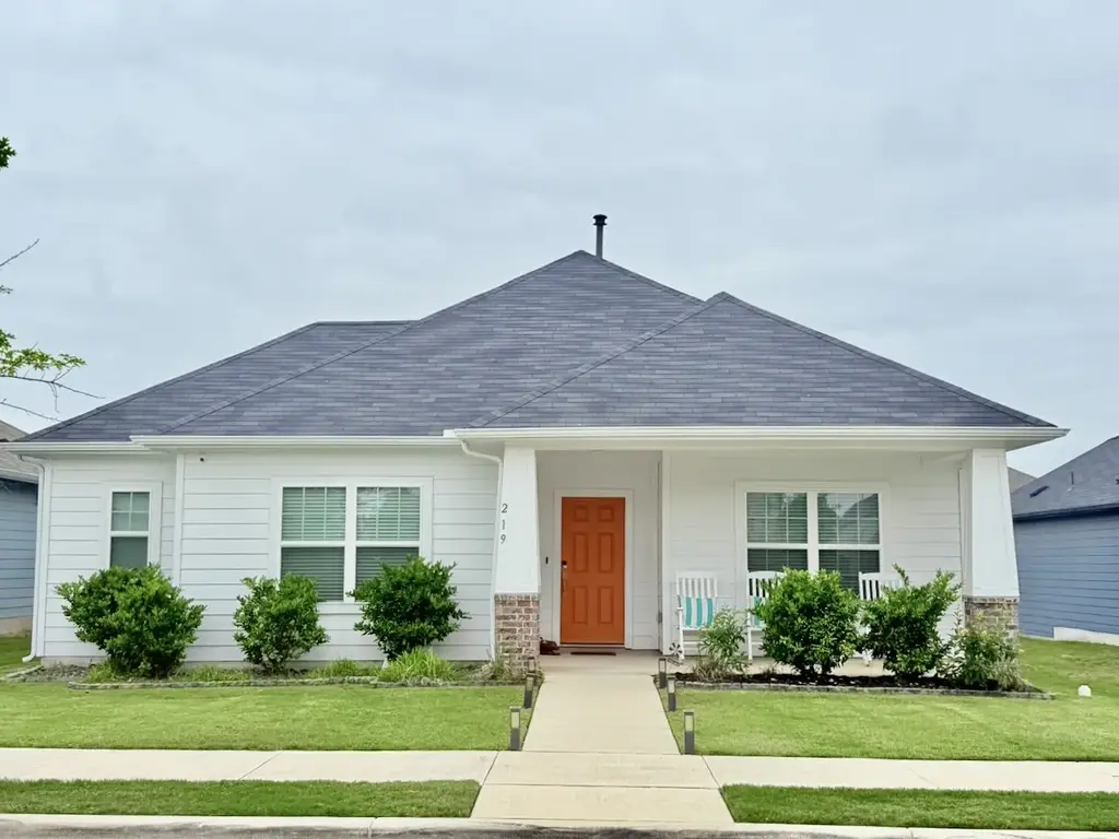 219 Roaming Drive, Hutto
