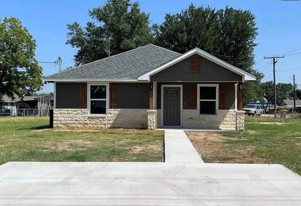 709 W Evans Street, Hearne