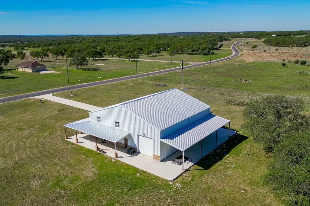224 Blackbuck Ridge Drive, Lampasas