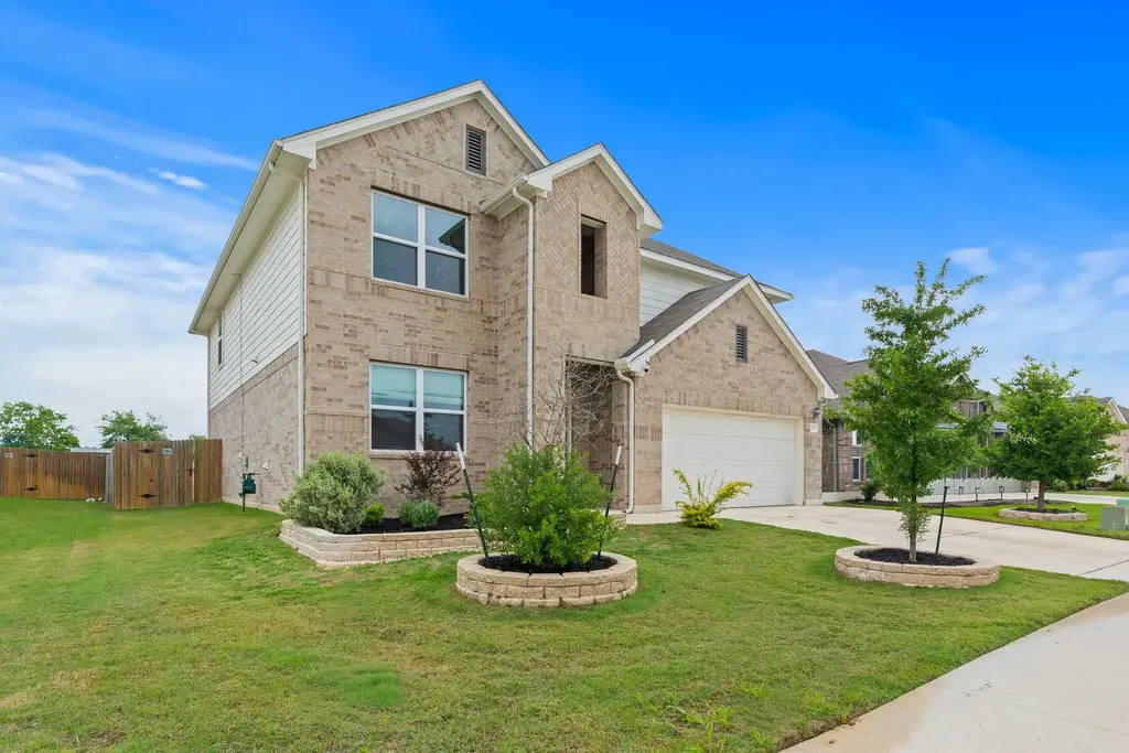 13004 Zumpango Trace, Manor