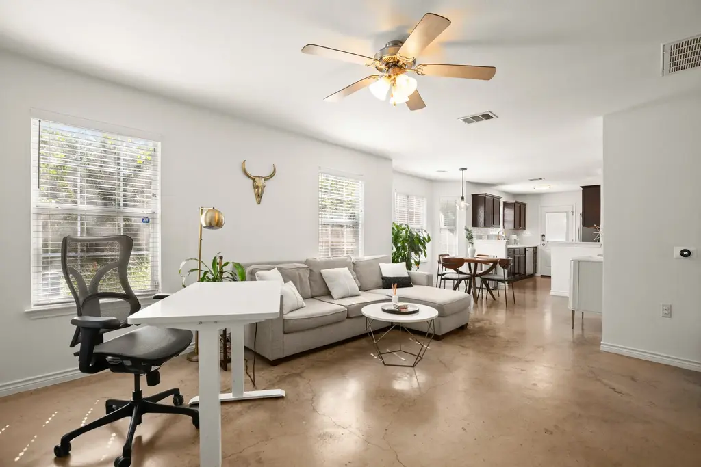 7000 Villita Avenida Street, Austin