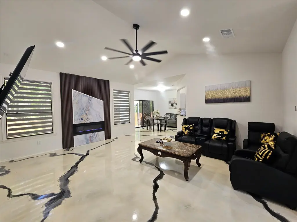 11806 Prairie Hen Lane, Austin