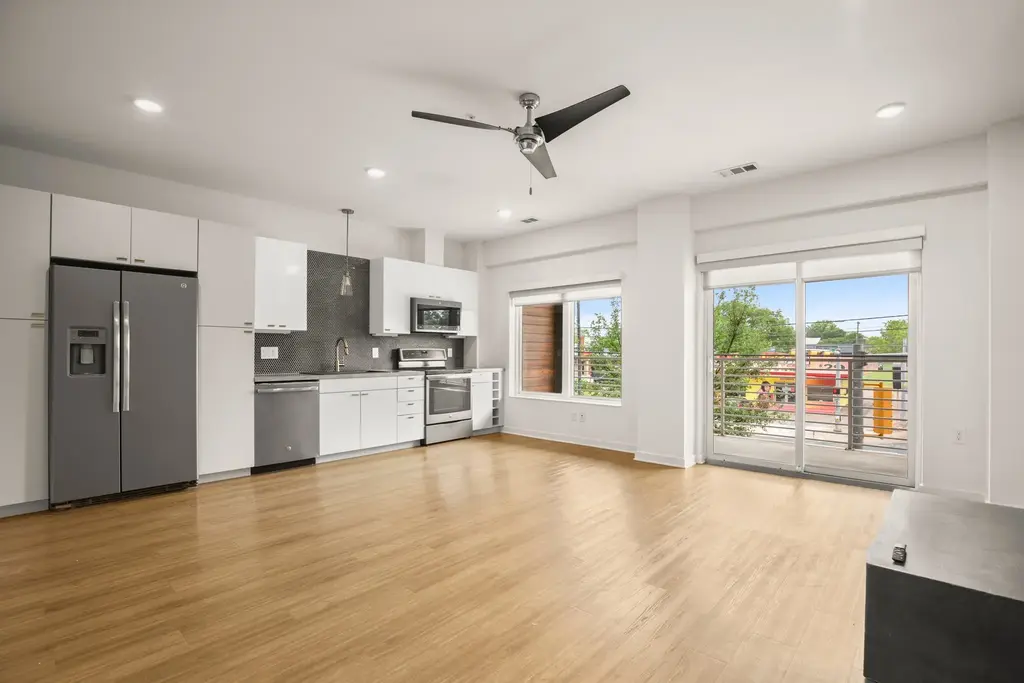 4361 S Congress Avenue 204, Austin