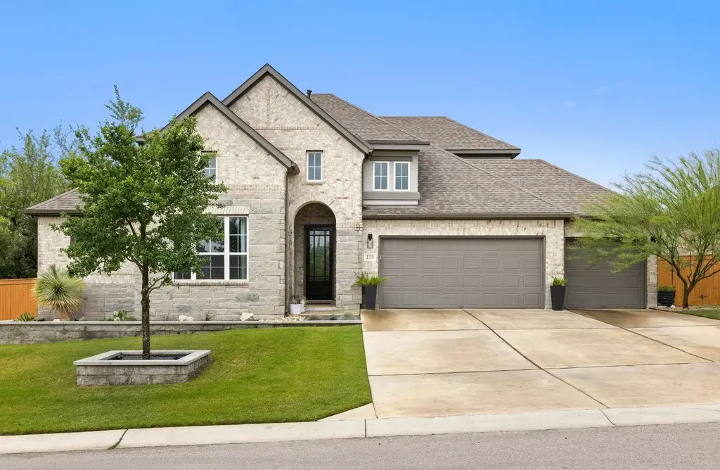 225 Bright Sky Drive, Austin