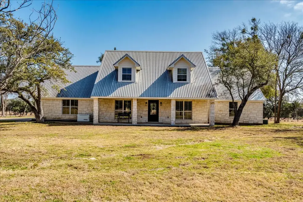 8301 Brewer Lane, Salado