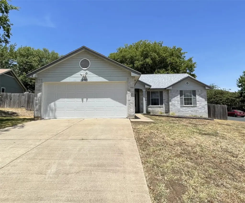 219 Crystal Knoll Boulevard, Georgetown