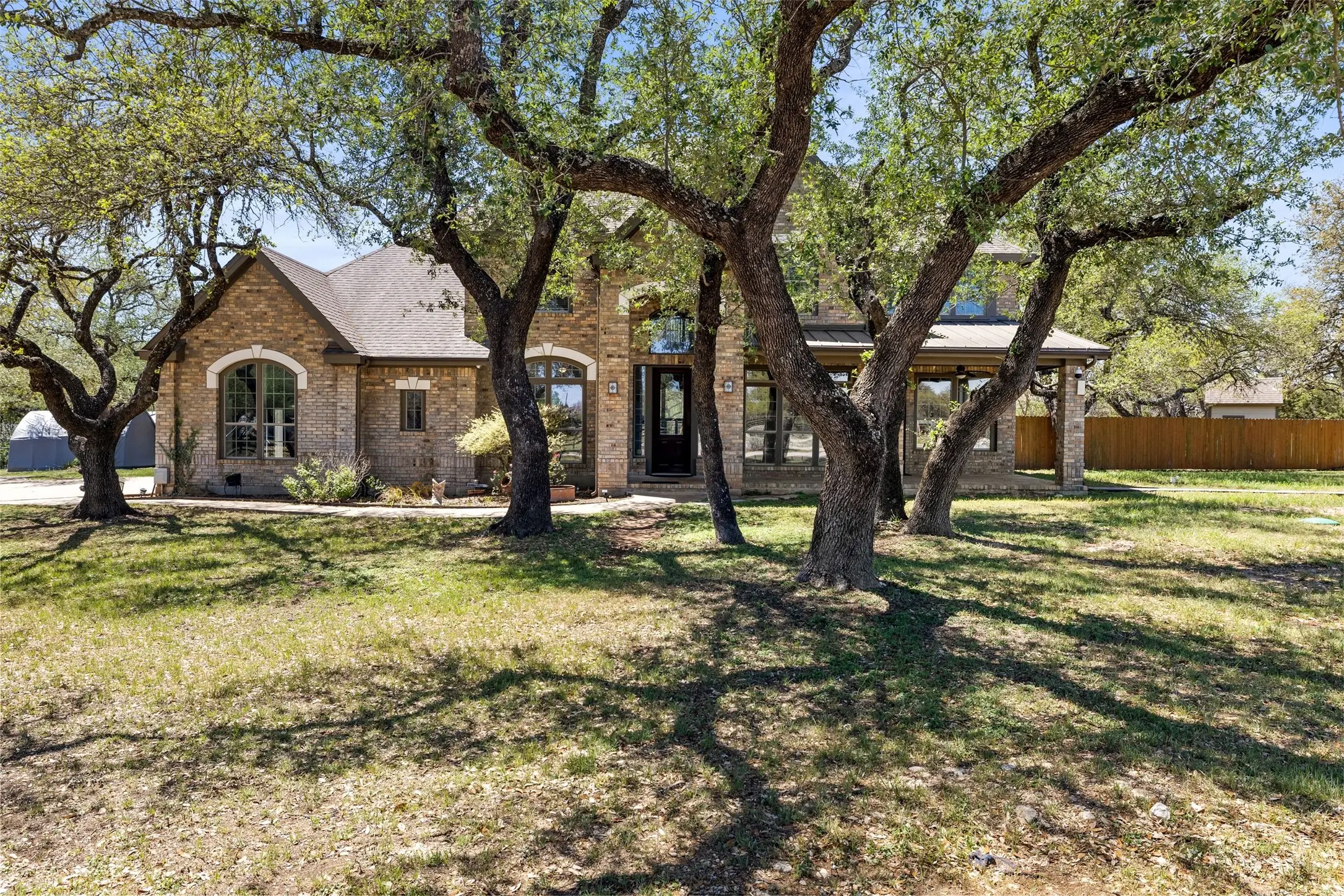 Photo of Listing #8299536
