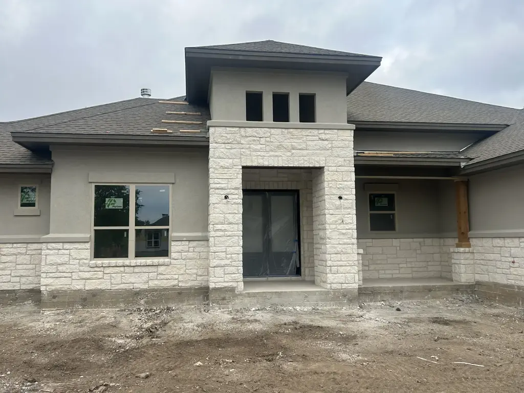 321 Lazy Creek Drive, Georgetown