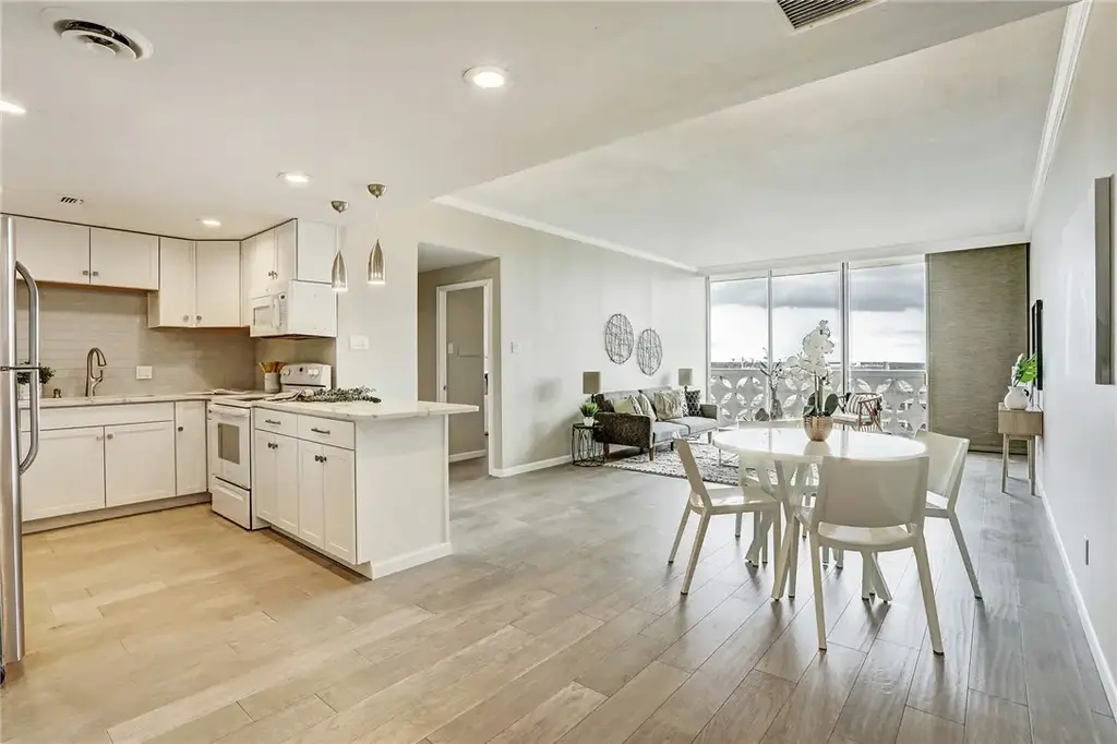 1801 Lavaca Street 11f, Austin