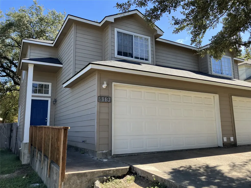 819/821 Sagewood Trail, San Marcos