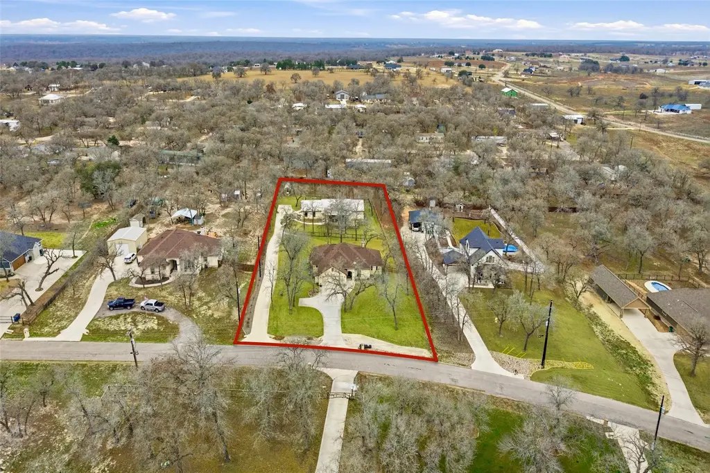 203 Champions (two Homes) Boulevard B, La Vernia