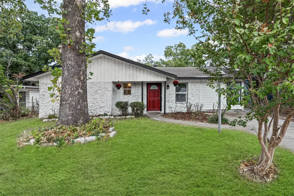 9104 Glenn Lane, Austin