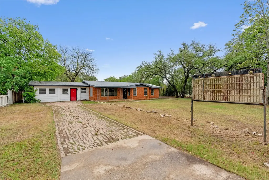10205 Old Menchaca Road, Austin