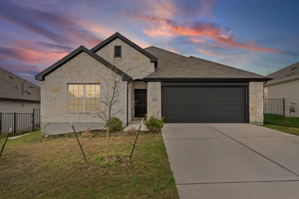 7619 Grenadine Bloom Bend, Del Valle