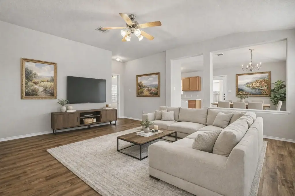 351 Covent Drive, Kyle