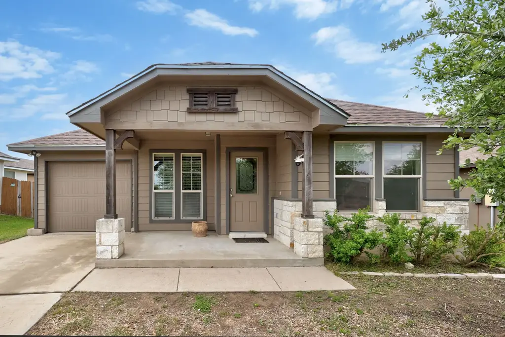 621 Amber Lane, Jarrell