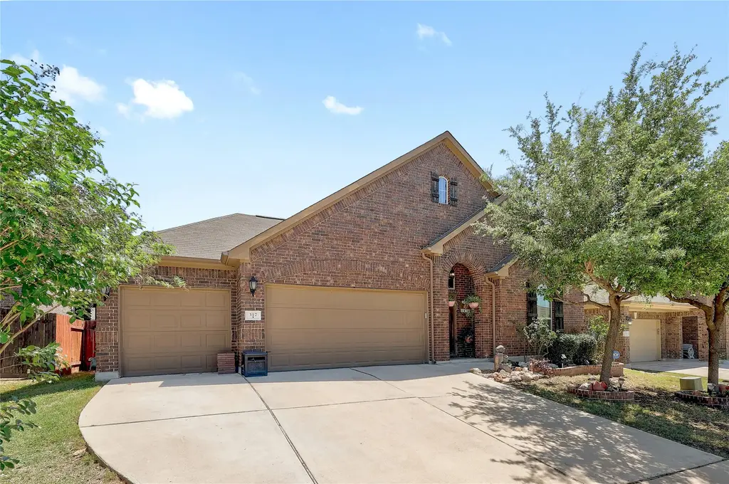 317 Orchard Hill Trail, Buda