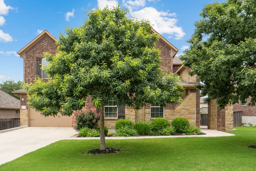 4229 Valley Oaks Drive, Leander