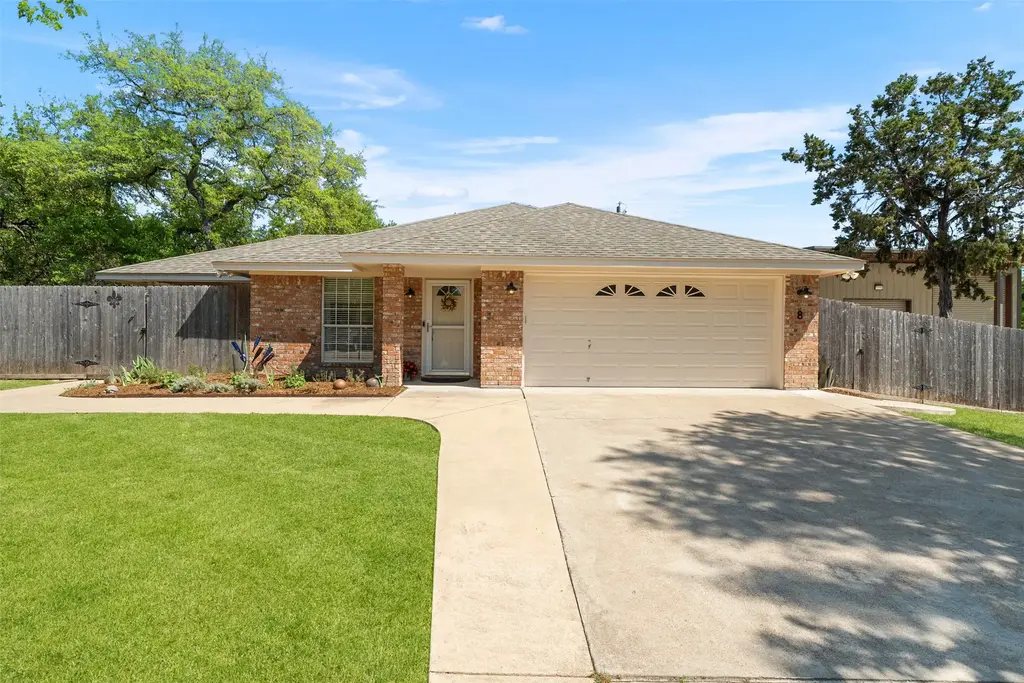 8 Hawthorn Court, Belton