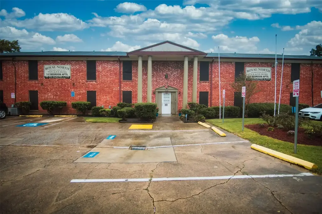 4422 Weaver Road 303, Houston