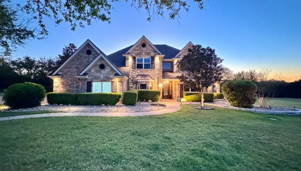 2906 Padina Drive, Austin
