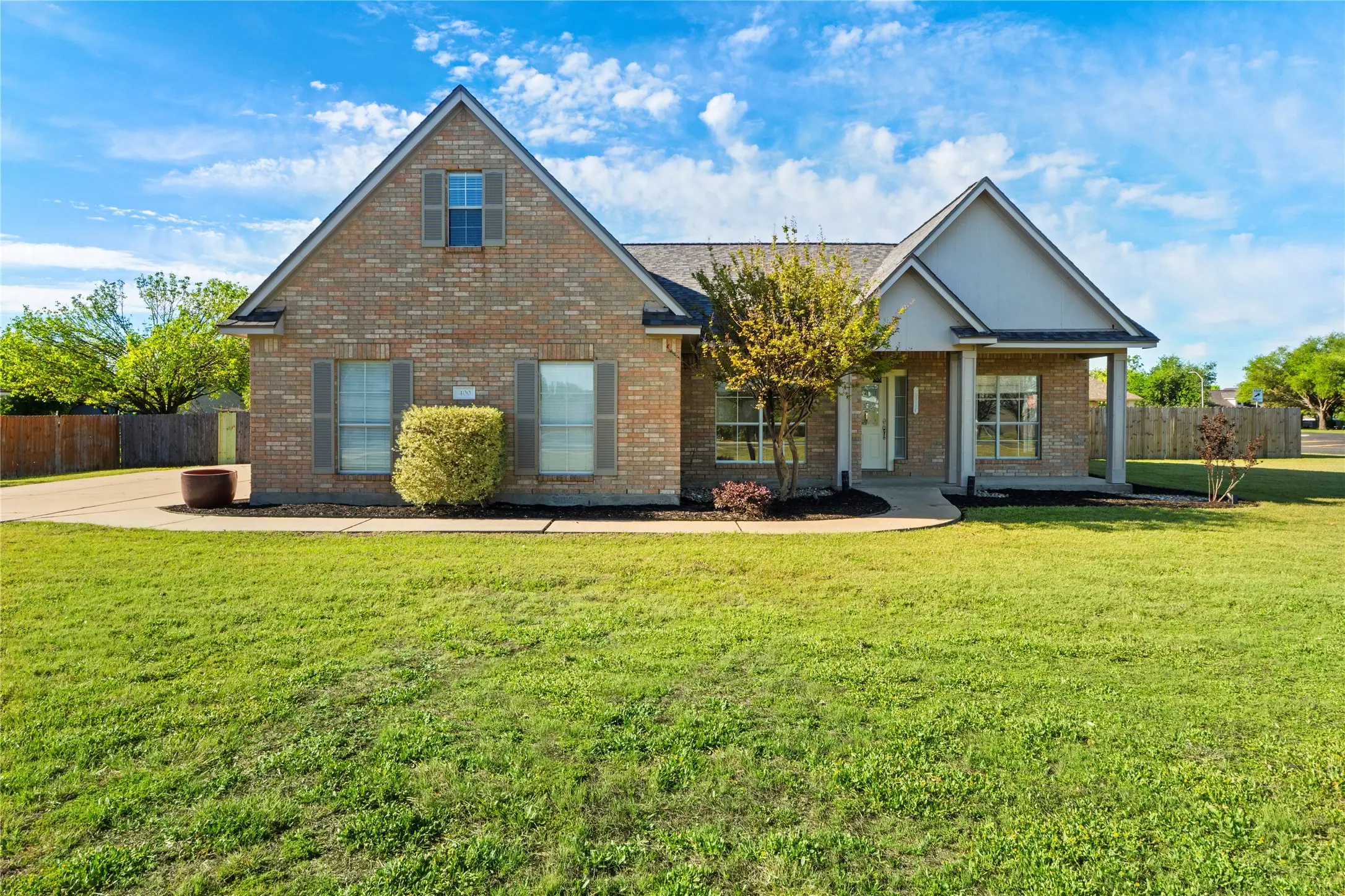 Photo of Listing #1187933