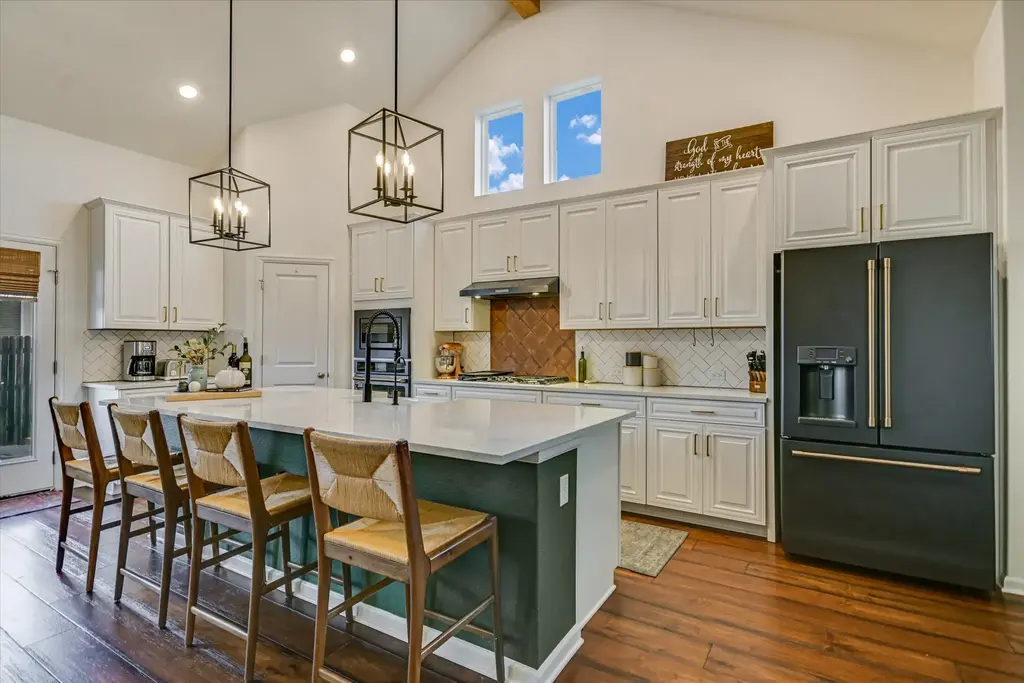 289 Helena Lane, Kyle